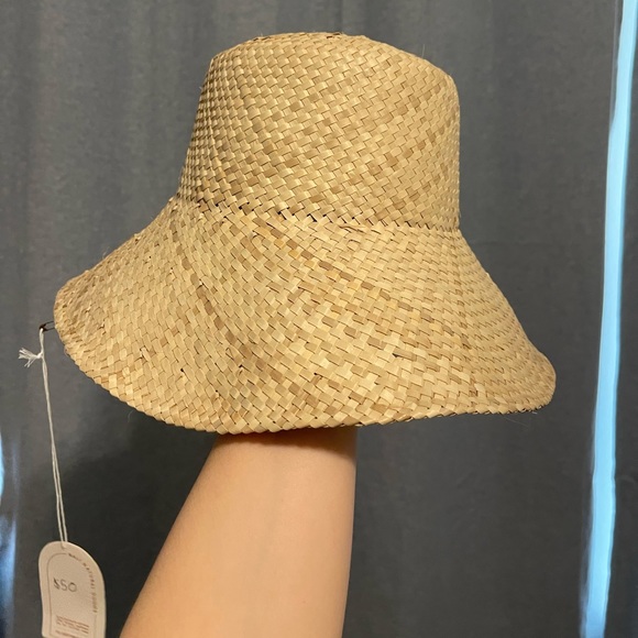 New Hand-woven Bucket Hats: tan, brown and tan, tan and black. - Picture 5 of 13